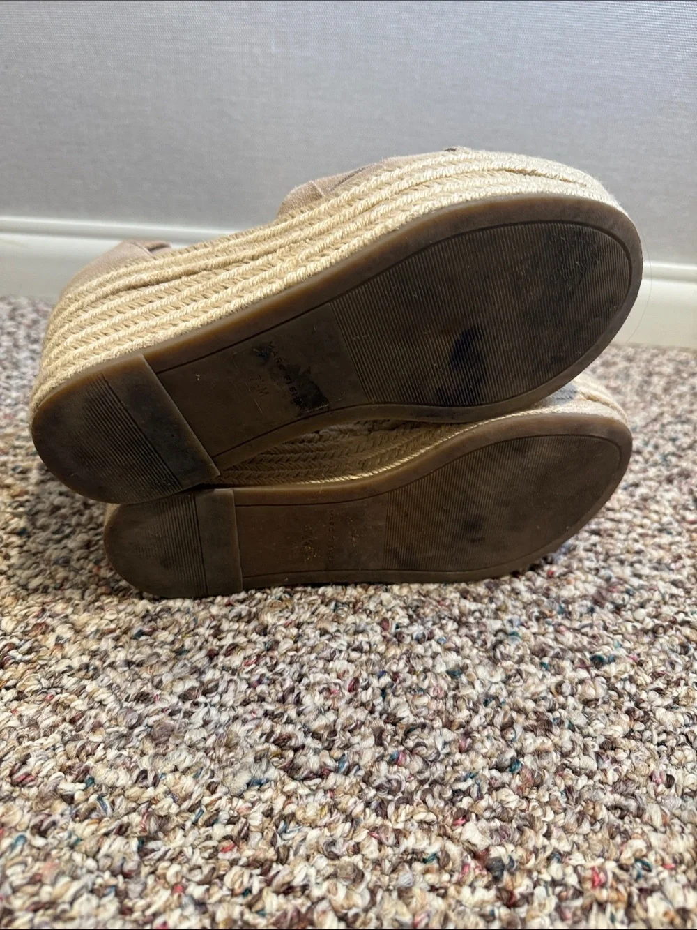 Marc Fisher Marc  Varin tan suede platform espadrille wedge size 7.5